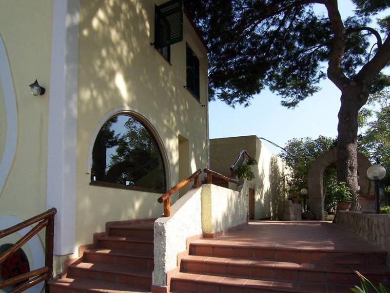 Albergo Villa Hibiscus Forio  Exterior photo